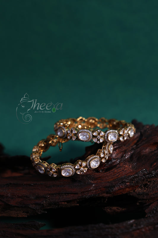 Moissanite oval stone bangles