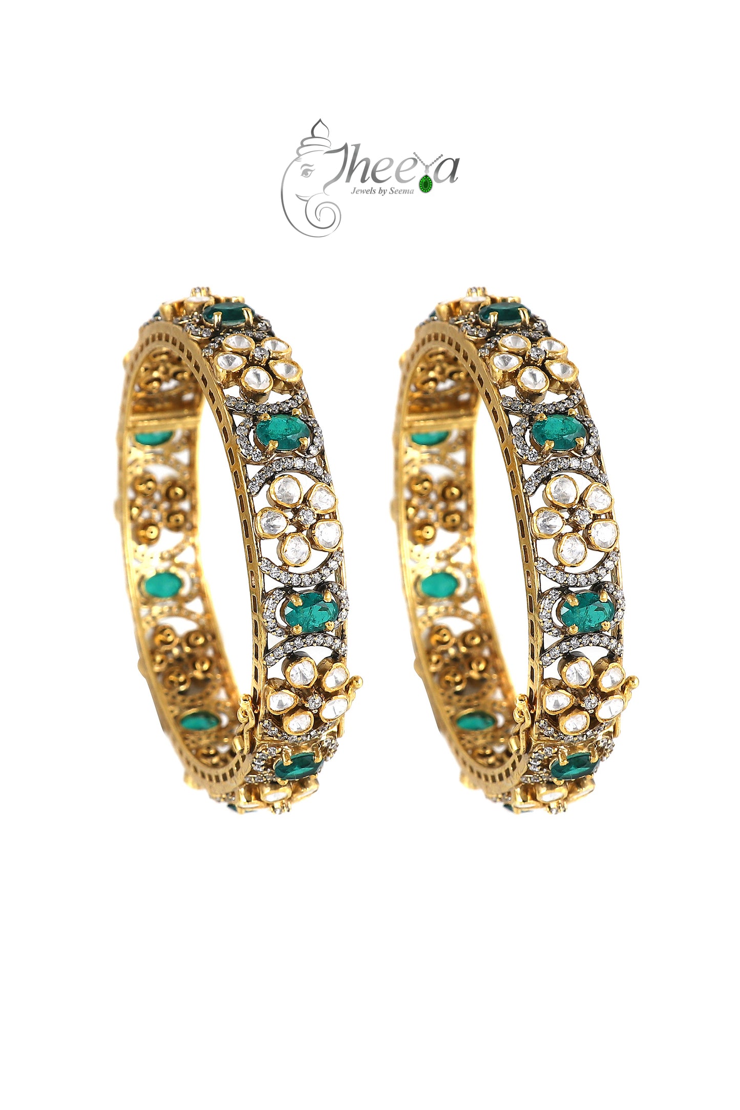 Ratnavalli  green Bangle Set