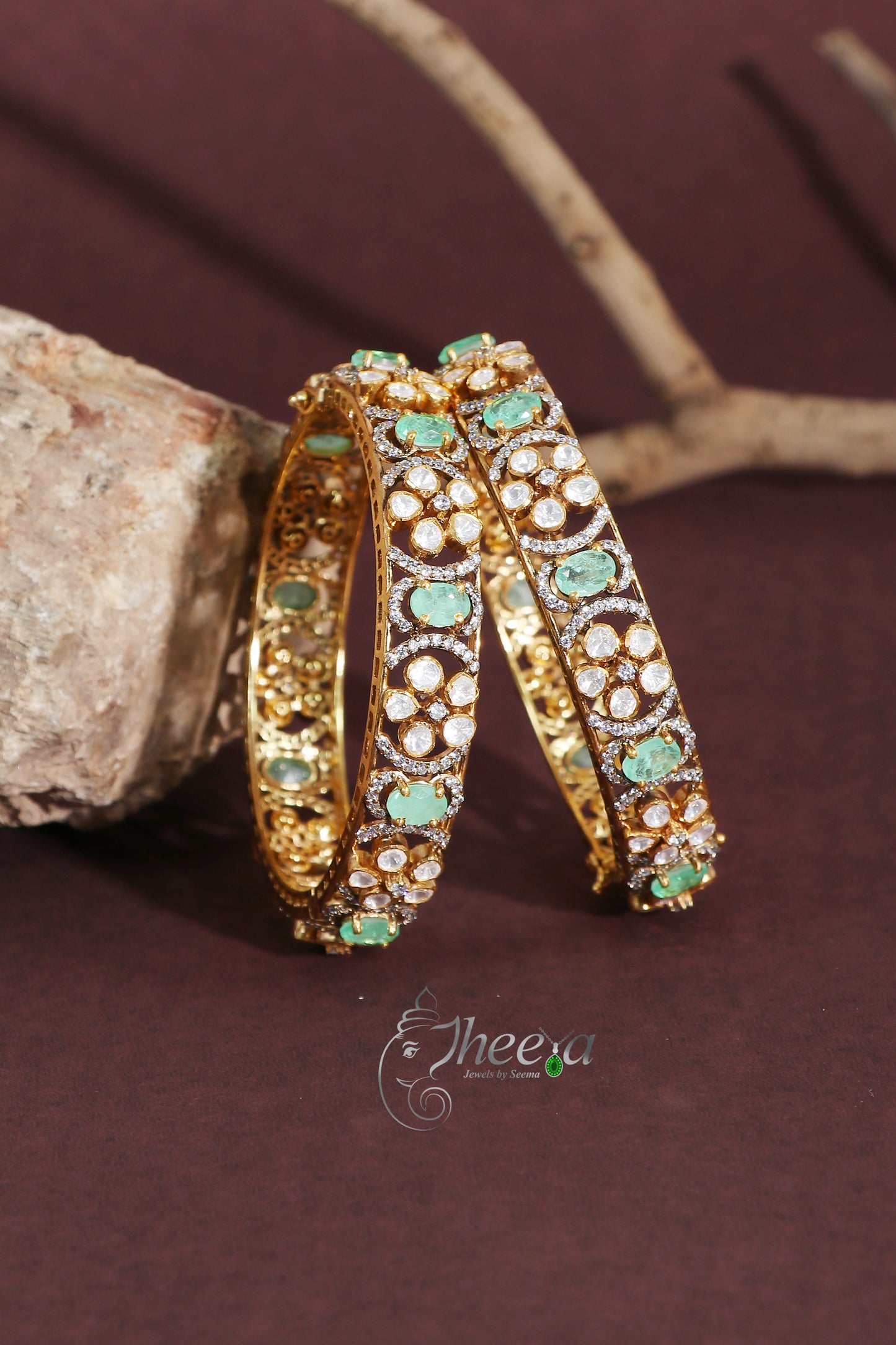 Ratnavalli Mint Bangle Set
