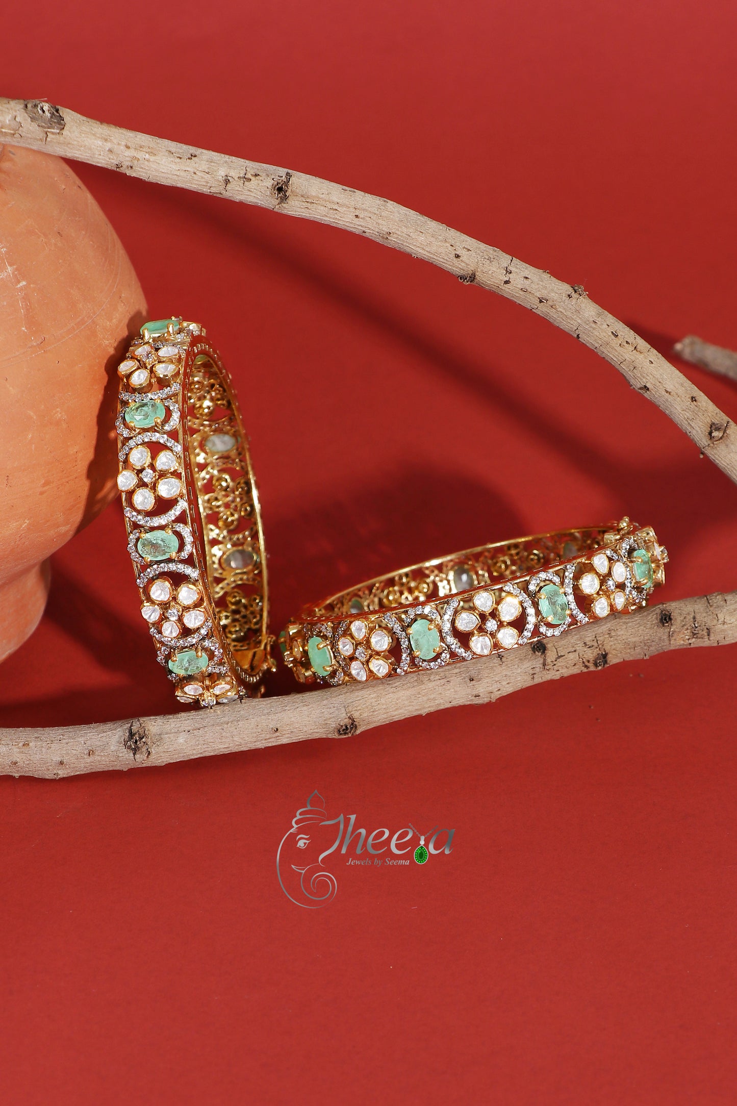 Ratnavalli Mint Bangle Set