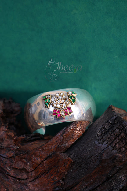 Modern silver thin bracelet with red kundan