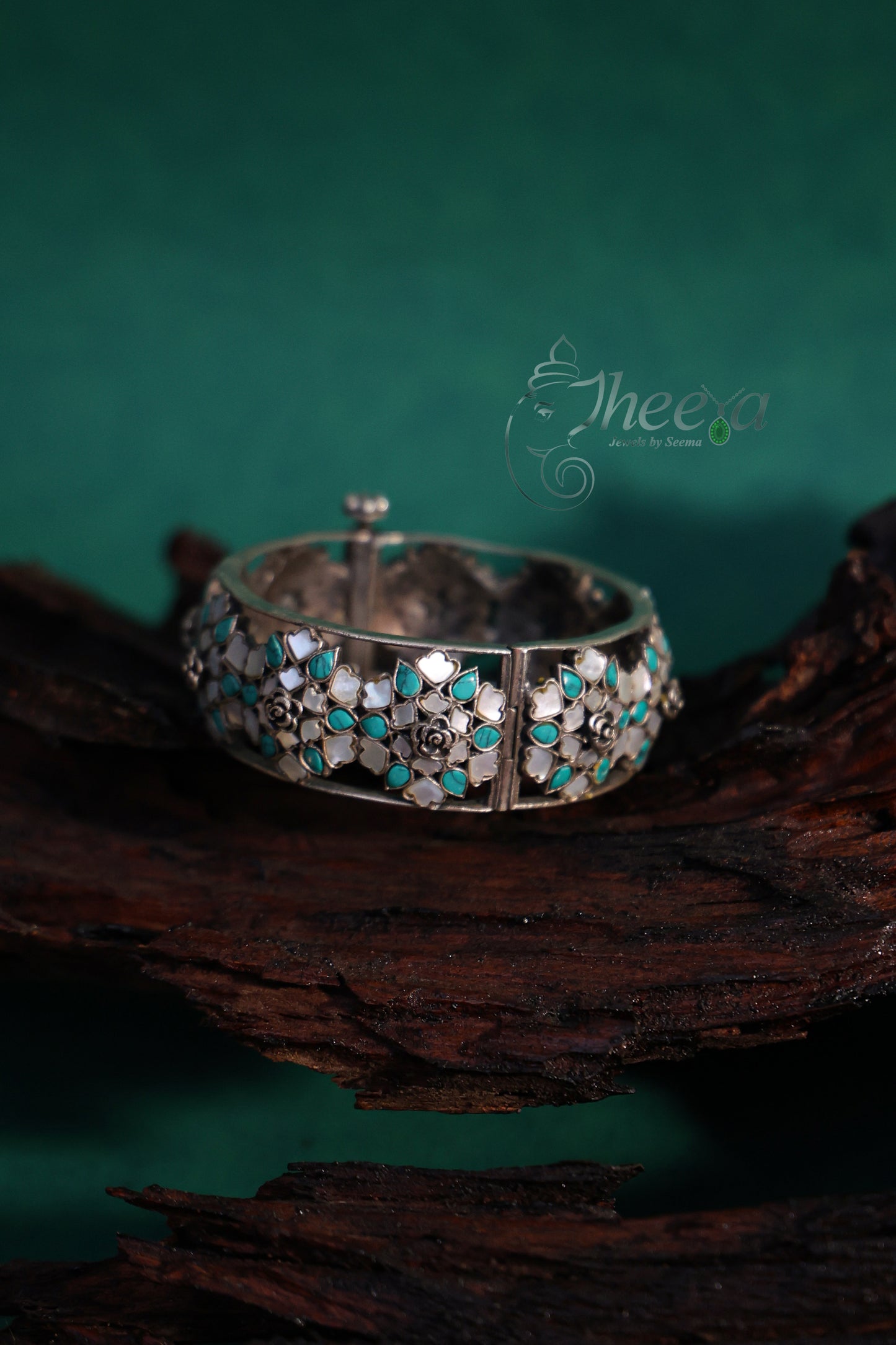 Turquoise floral bracelet