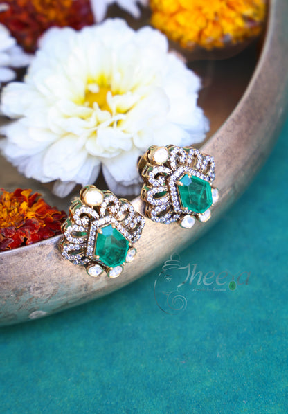 Green pentagon shaped moissanite stud