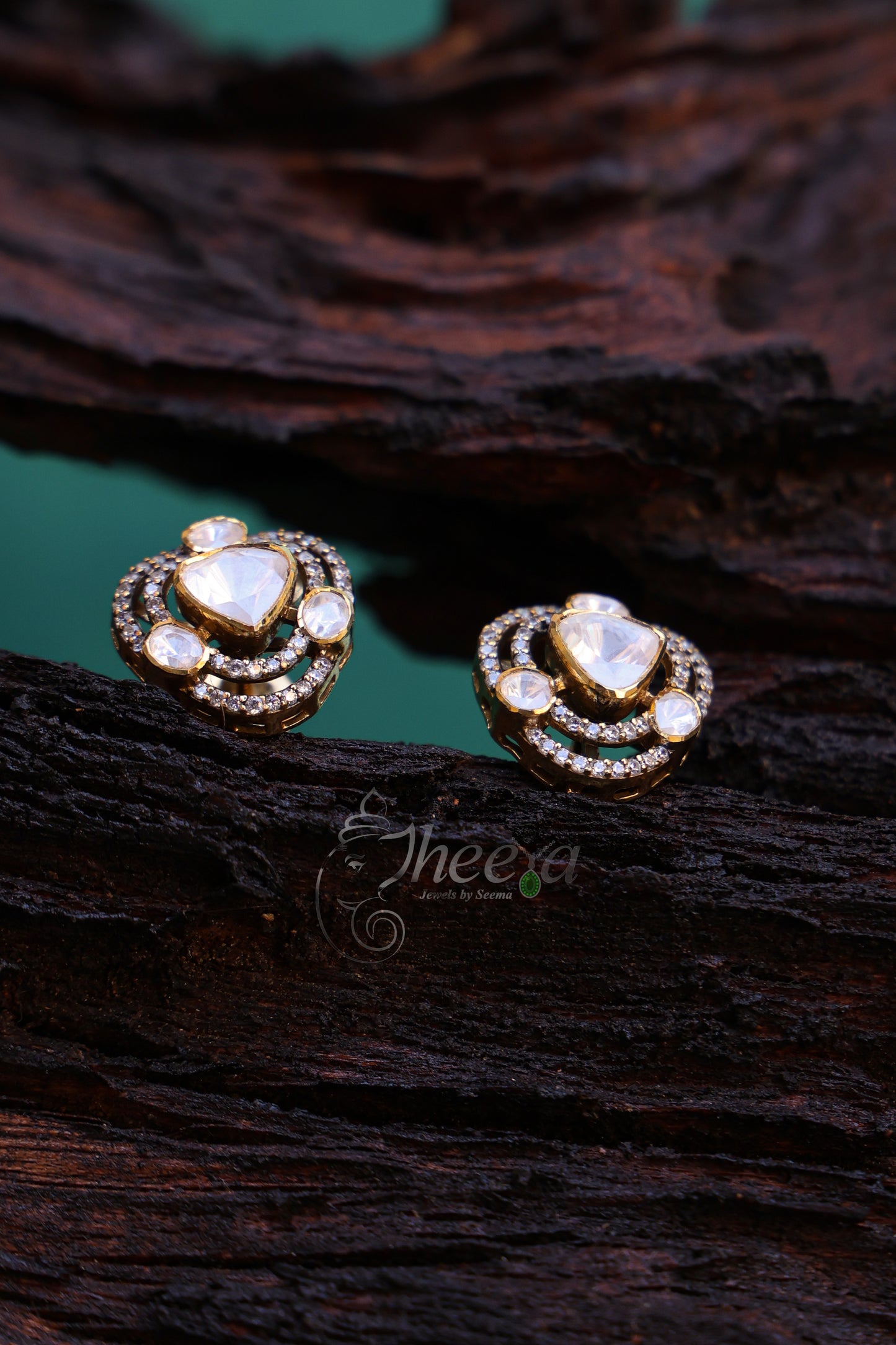White heart moissnaite Studs