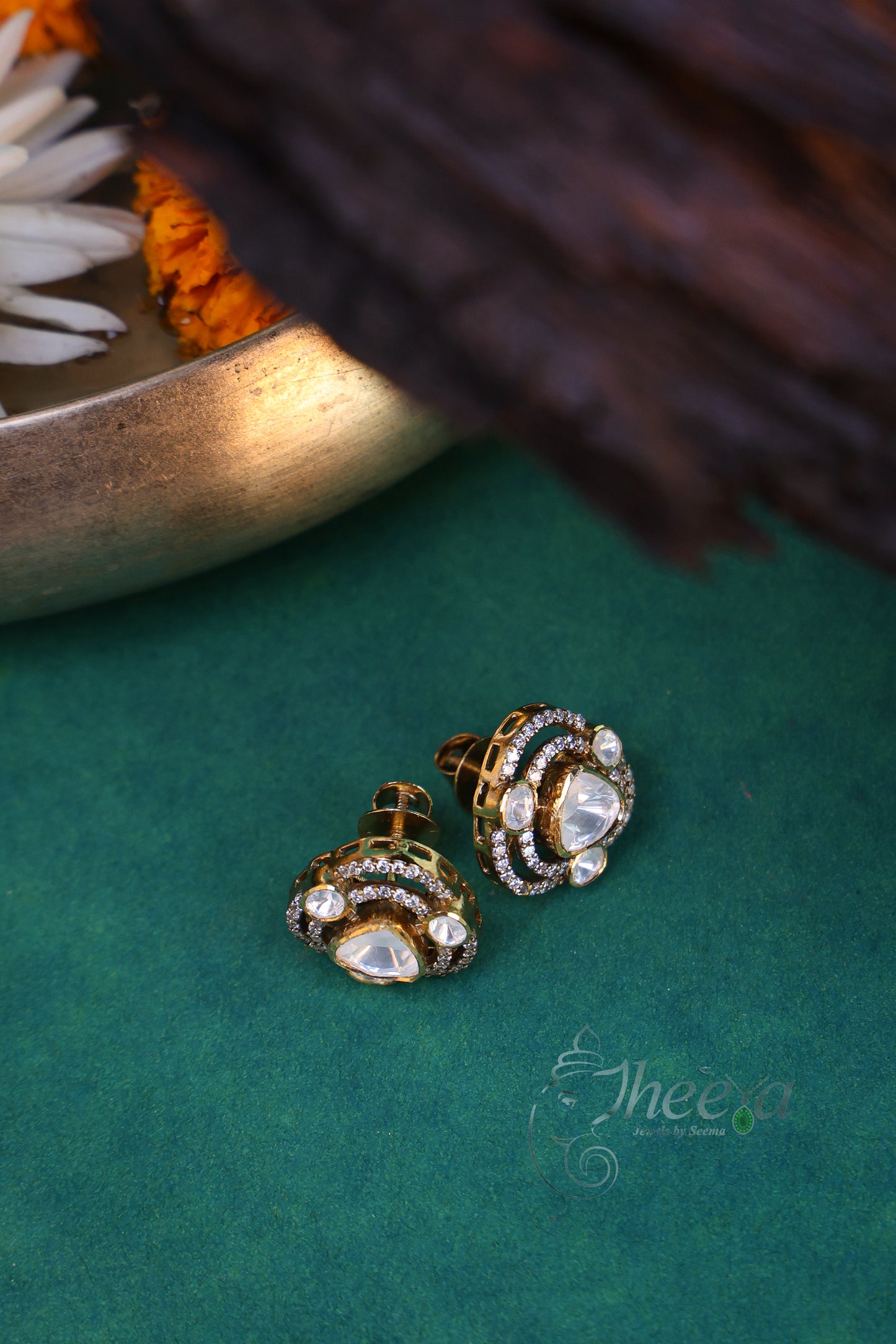 White heart moissnaite Studs