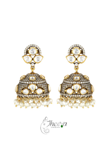 Ratnavalli Clover stud Jhumka