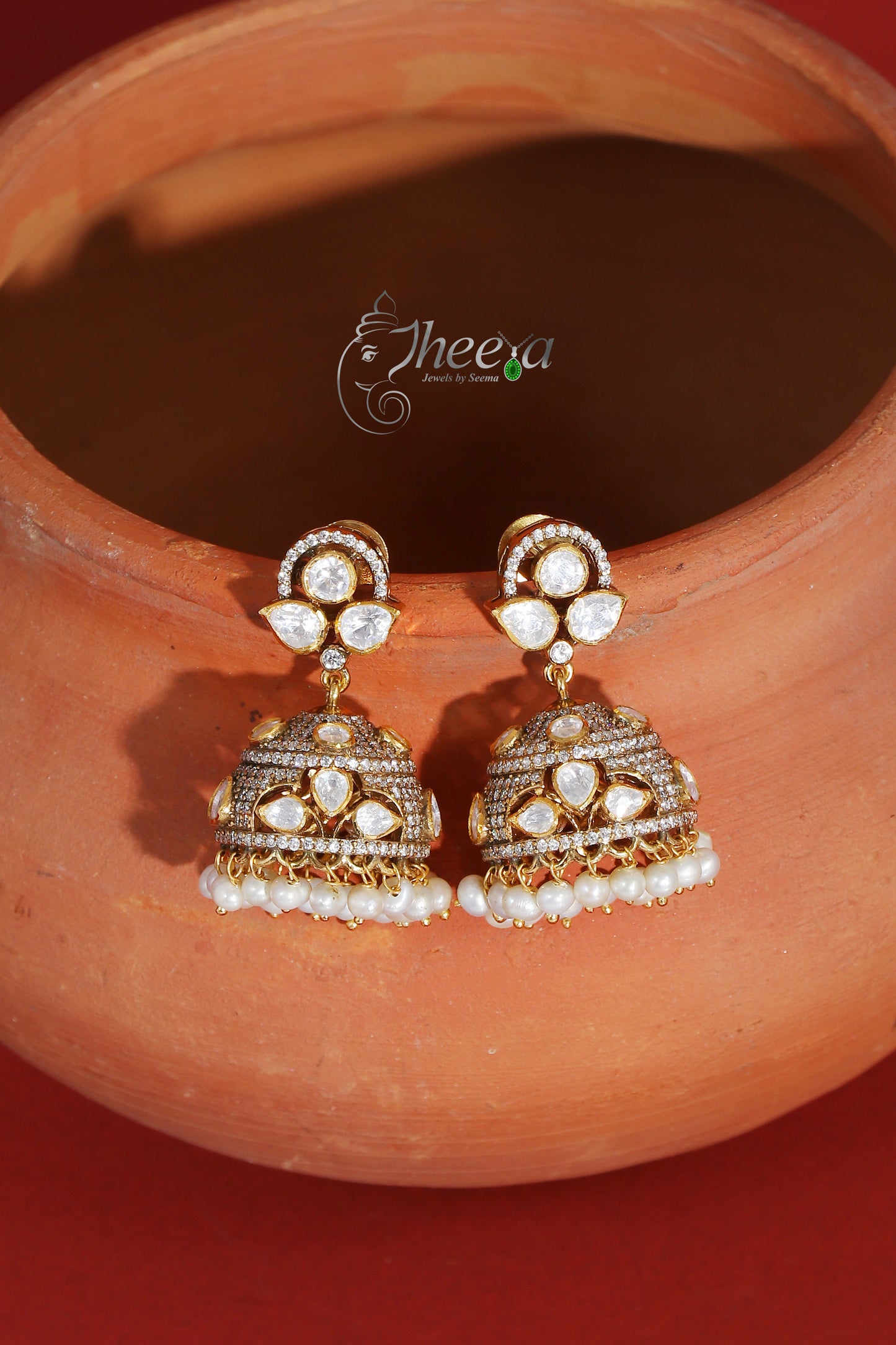 Ratnavalli Clover stud Jhumka