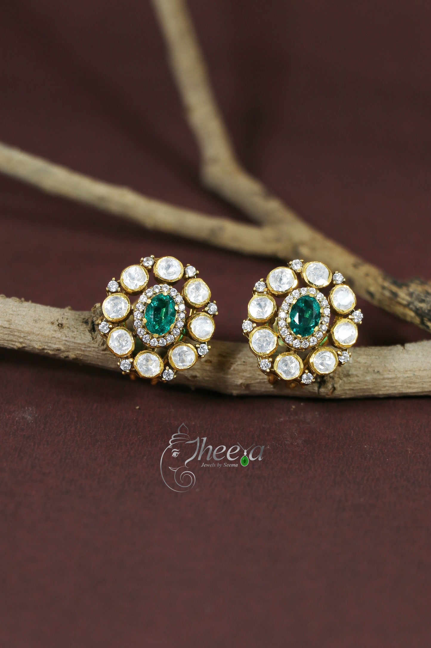 Ratnavalli Small Emerald Studs