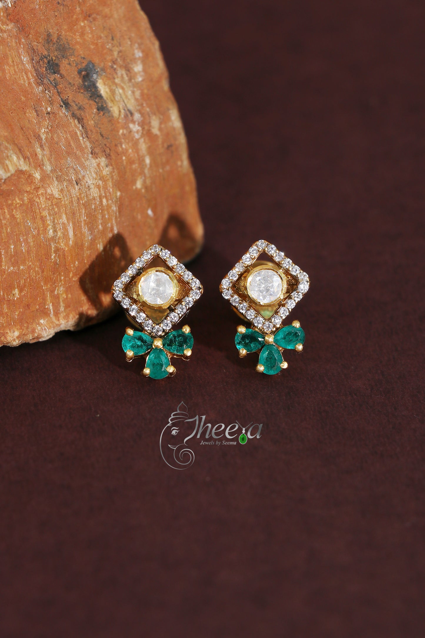 Ratnavalli Green bow Moissanite studs