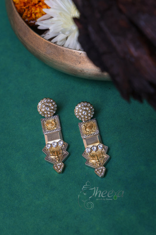 Dual tone white kundan earring