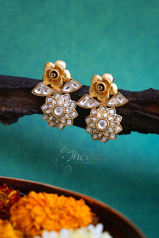 Gold rose and kundan studs