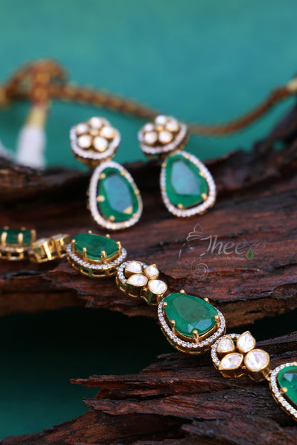 Big Green and moissnaite set
