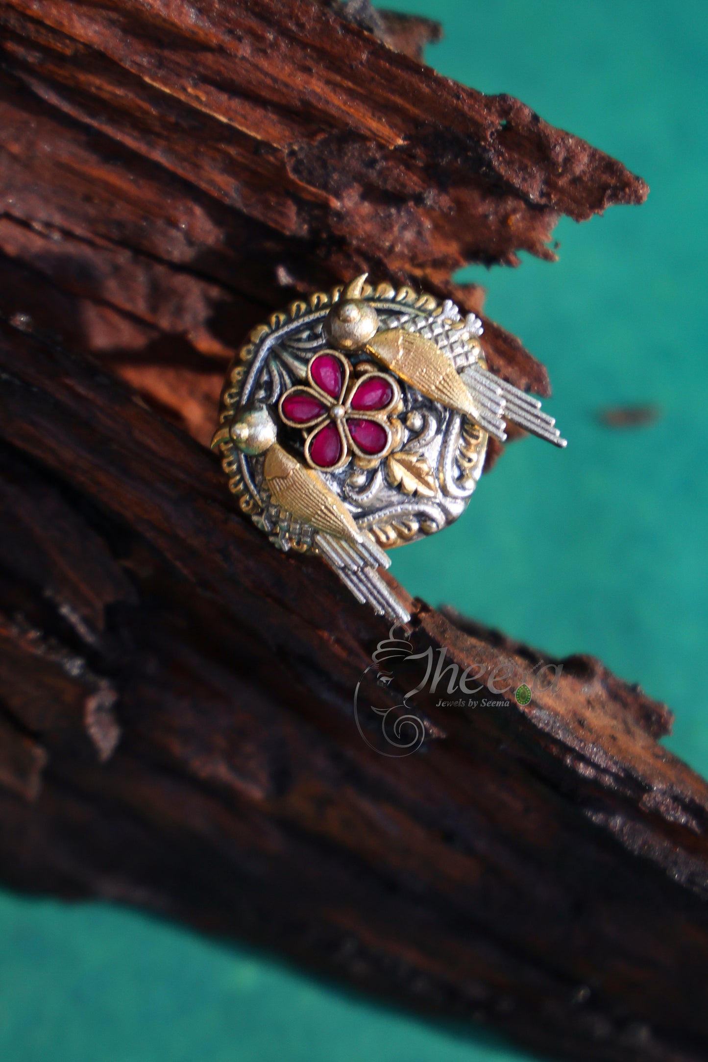 Twin bird kundan Ring