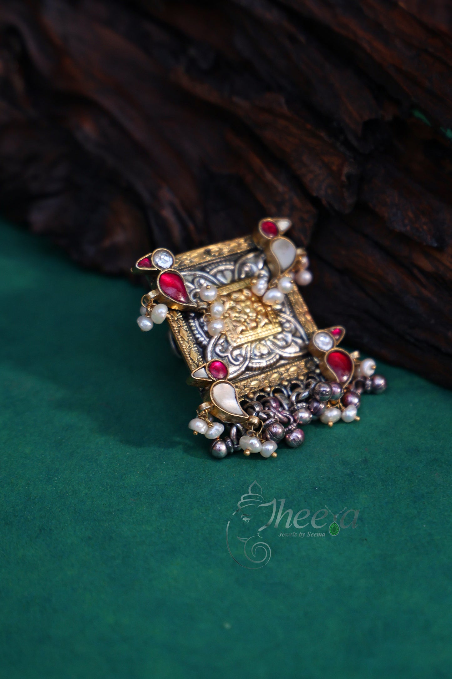Square Kundan Ring