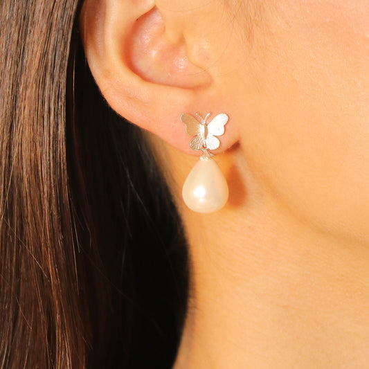 Butterfly with Pearl Drop image 0