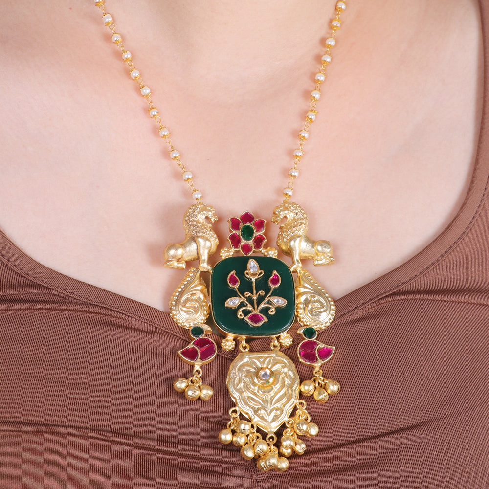 Royal Pendant Set image 1