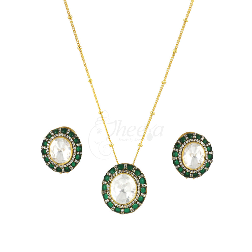 Big Moissanite with Green Kundan Set image 3