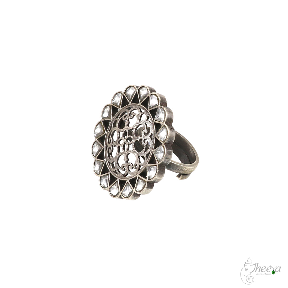 BigWhite Kundan ring image 2