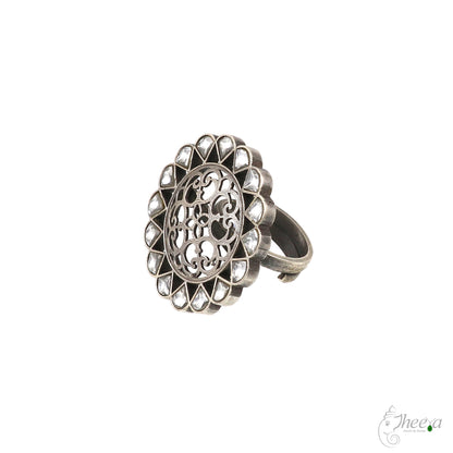 BigWhite Kundan ring image 2