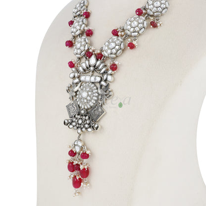 White Kundan Layered Floral with Red Beads Necklace image 3