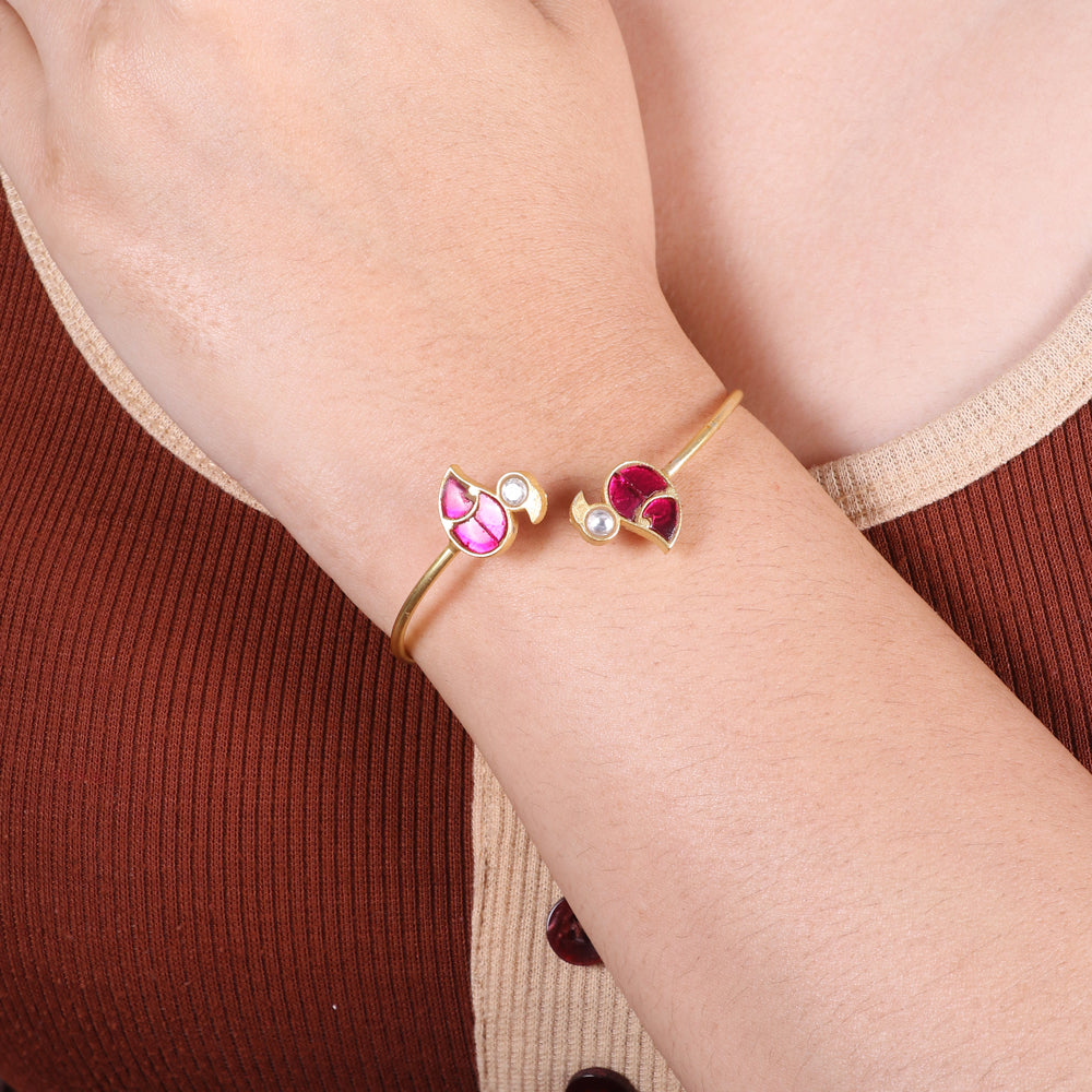 Love Birds Kundan Work Bracelet image 0