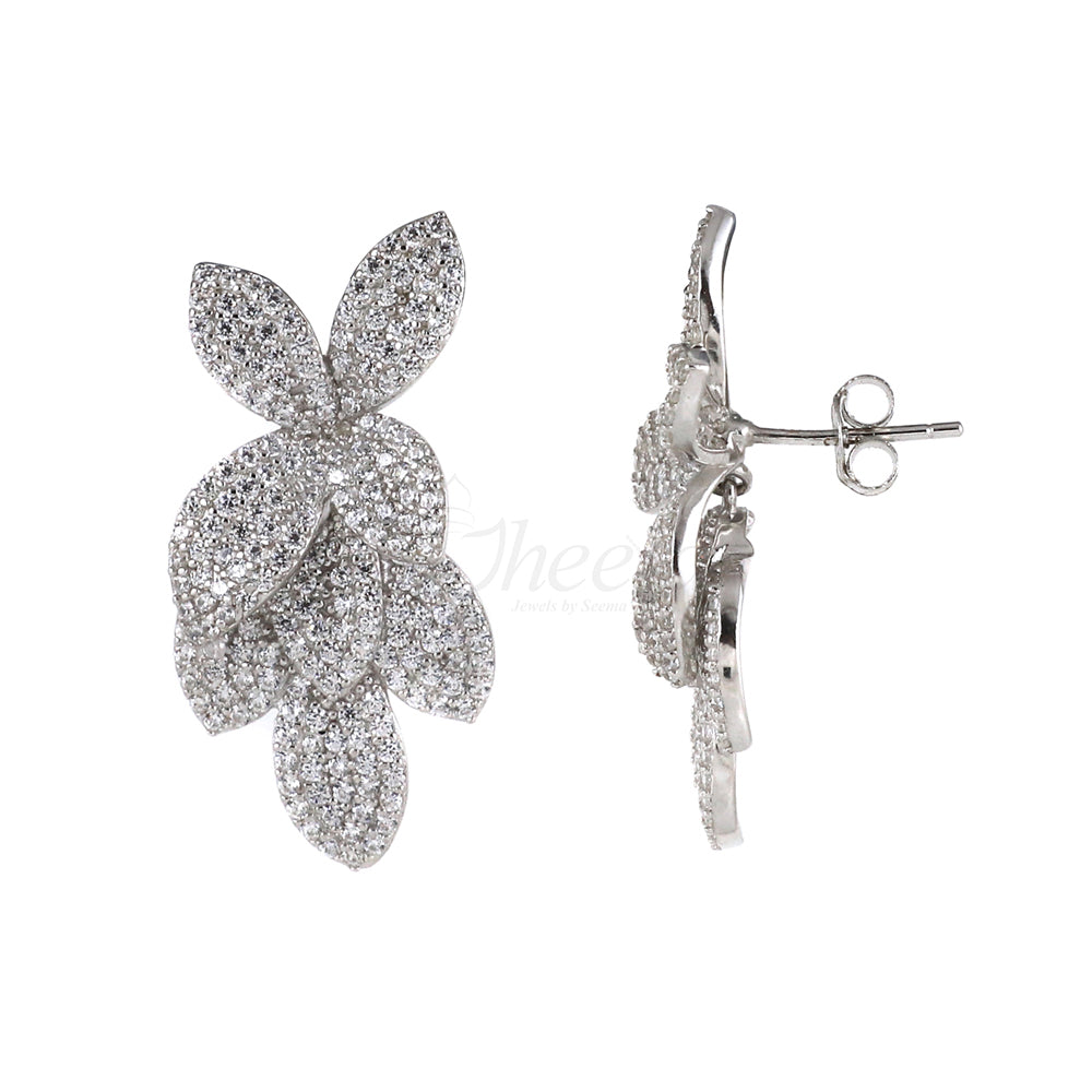 Petal Ear Rings image 3