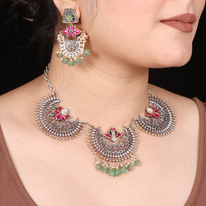 Fusion Filigree Necklace with Kundans image 0