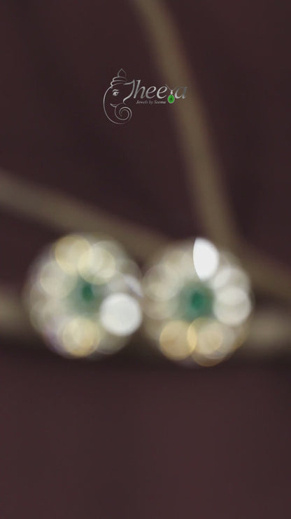 Ratnavalli Emerald n Moissanite Studs